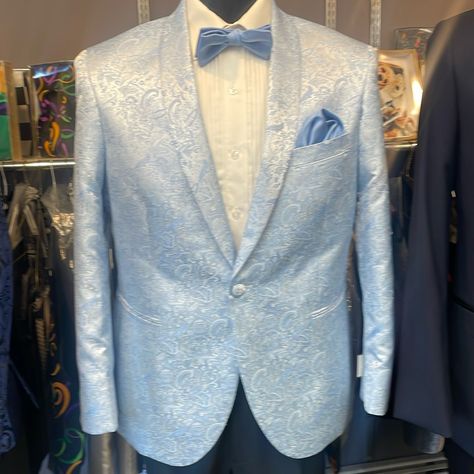 Light Blue Paisley Shawl Tuxedo Jacket 42 Short New White And Light Blue Tuxedo, Light Blue Chambelanes Outfits, Light Blue Tuxedo, Powder Blue Suit, Chambelan Outfits, Chambelanes Outfits, Shawl Tuxedo, Blue Tuxedo Wedding