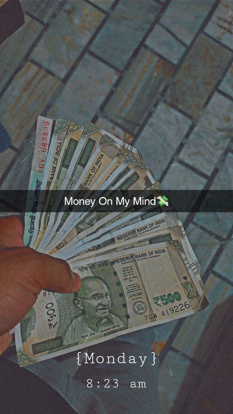 Money Snap Story, Giral Photo, Anniversary Wishes For Friends, Feeling Photos, Best Business Quotes, Instagram Ios, Money Video, Guitar Illustration, Cute Backgrounds For Iphone