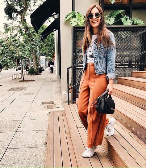 Marlene Hose, Dresses With Vans, Outfit Upgrade, Orange Pants, Relaxed Outfit, Cool Street Fashion, Curvy Outfits, Outfit Inspo Fall, Fall Fashion Outfits