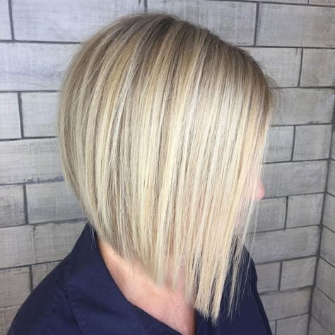 Blunt Blonde Bob For Straight Hair 40 Hairstyles, Layered Bob Haircuts, Bob Haircut For Fine Hair, Medium Short Hair, Bob Hairstyles For Fine Hair, Haircuts For Fine Hair, Blonde Bobs, Short Bob Hairstyles, Blonde Bob