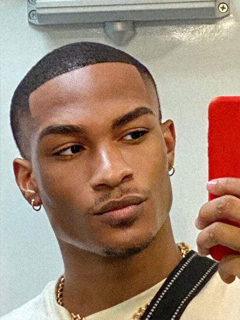 Black Haircuts For Men Fade, Buzzcut Men Black, Black Male Haircuts, Mens Dreadlock Styles, Taper Fade Short Hair, Waves Hairstyle Men, Mustache And Goatee, Low Taper Fade Haircut, Taper Fade Curly Hair