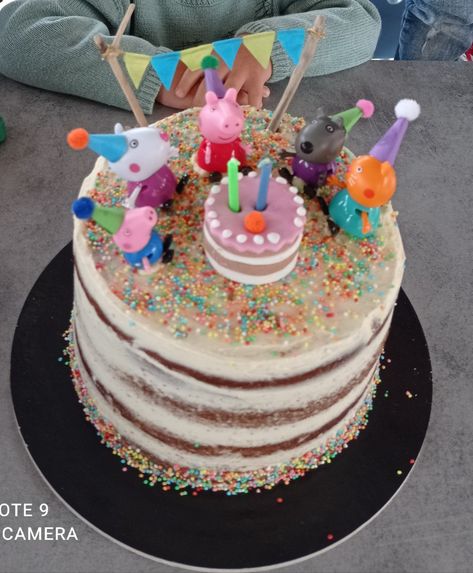 Diy Peppa Pig Cake, Peppa Birthday Cake, George Pig Cake, Peppa Cake, Peppa Party, Peppa Pig Birthday Cake, Pig Birthday Cakes, Peppa Pig Cake, Ideas Cumpleaños