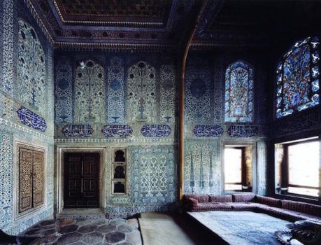 Photographer to Know: Simon Watson on The Study: The @1stdibs Blog | https://www.1stdibs.com/blogs/the-study/simon-watson/ Artistic Architecture, Islamic Beauty, Moroccan Room, Topkapi Palace, Best Leather Sofa, Turkish Tiles, Islamic History, Kusadasi, Moroccan Interiors