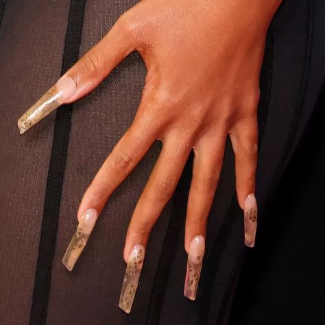 Megan Thee Stallion Nails, Snakeskin Nails, Light Smoky Eye, New Hit Songs, Rock Nails, Stuart Weitzman Heels, Blue One Piece, Fringe Skirt, Cut Crease