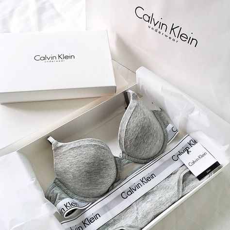 Luxury Tumblr, Calvin Klein Bra, Intimo Calvin Klein, Wishlist 2024, My Calvins, Grey Calvin Klein, Cotton Bras, Men Streetwear, Stil Inspiration