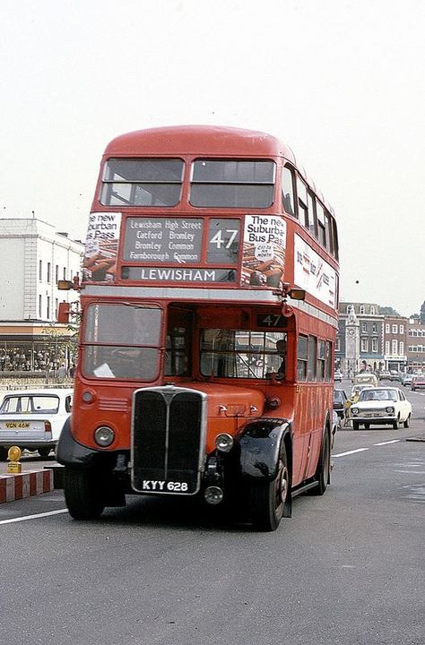 Catford and Lewisham - way back when.... | A Route 47 bus on Lewisham High Street, 1978. | Facebook Routemaster Bus, London Buses, London Country, Vintage Bus, Green Country, London Transport, Bus Coach, London Bus, Commercial Vehicle