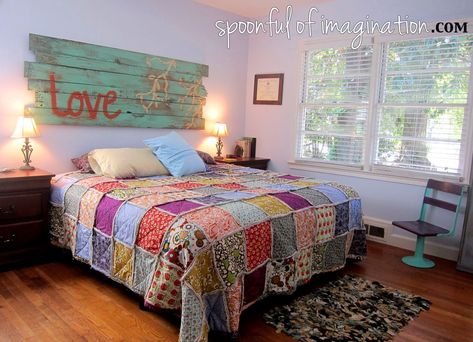 King Size Rag Quilt, Homemade Headboards, Rag Quilt Tutorial, Simple Headboard, Rag Quilt Patterns, Pallet Headboard, Recycled Pallet, Quilt Care, Wooden Headboard