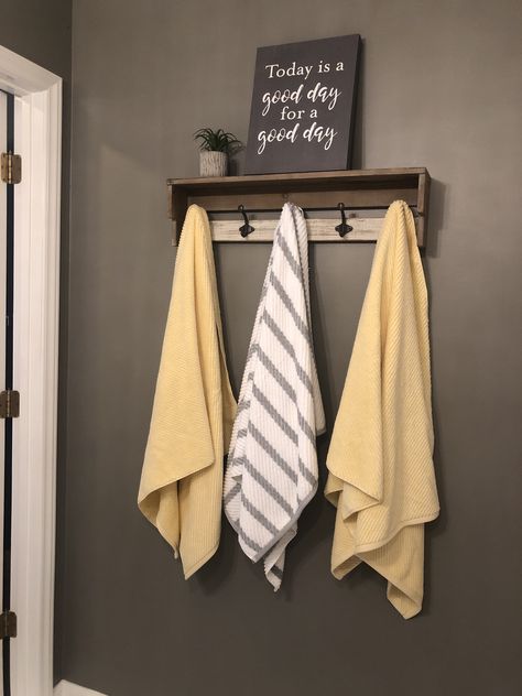 Bathroom Hangers Ideas, Grey And Yellow Bathroom Ideas, Grey And Yellow Bathroom, Yellow And Grey Bathroom, Grey Towels, Teen Bathroom, Yellow Grey Bathroom, Bathroom Towel Hanger, Pinterest Mom