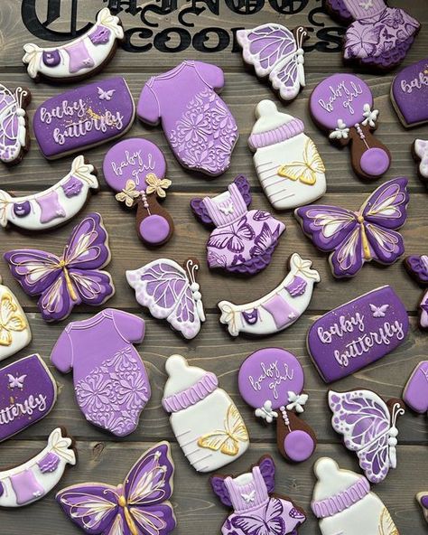 Purple Sugar Cookies, Butterfly Baby Shower Cookies, Girly Baby Shower Themes, Purple Baby Shower Theme, Baby Shower Punch Recipes, Butterfly Baby Shower Cake, Butterfly Baby Shower Decorations, Baby Shower Punch, Butterfly Baby Shower Theme