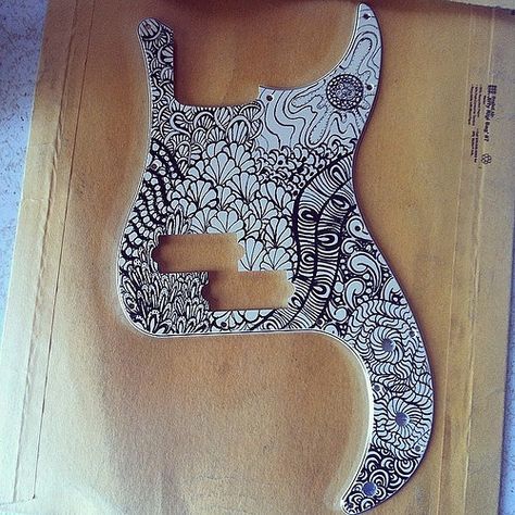 Painted Pickguard, Pickguard Art, Instrument Art, Guitar Designs, Pick Guard, Instruments Art, Guitar Painting, Zentangle Designs, 3d Printing Pen