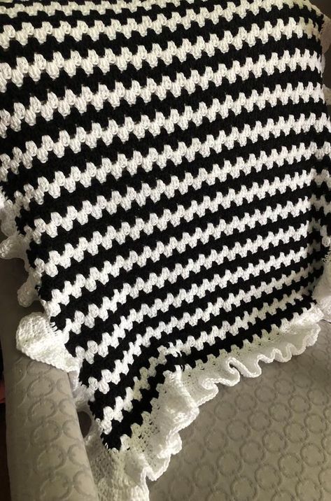 Crochet Blanket Black, Ruffled Baby Blanket, Baby Crochet Blanket, Striped Nursery, Granny Stripe, Striped Crochet Blanket, Crochet Newborn Hat, Organic Cotton Blanket, Striped Baby Blanket