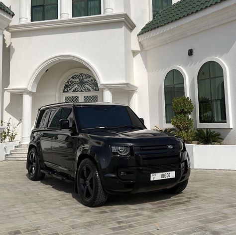 Discovery Car Range Rovers, Land Rover Defender V8, Defender Aesthetic, Defender 110 Black, Matte Black Range Rover, At Dawn We Ride, Landrover Defender 110, Range Rover Defender, Defender Car