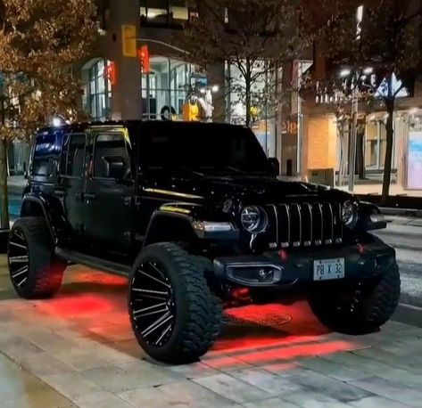 Black Jeep Rubicon, Jeep Wrangler Modified, All Black Jeep, Custom Jeep Wrangler Unlimited, Luxury Car Photos, White Jeep, Custom Jeep Wrangler, Black Jeep, Car Wheels Rims