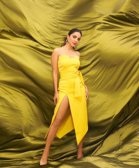 Yellow Dress Photoshoot, Dress Photoshoot, Glam Photoshoot, Kiara Advani, Indian Bollywood, Latest Images, Bollywood Stars, Bollywood Celebrities, Bollywood Fashion