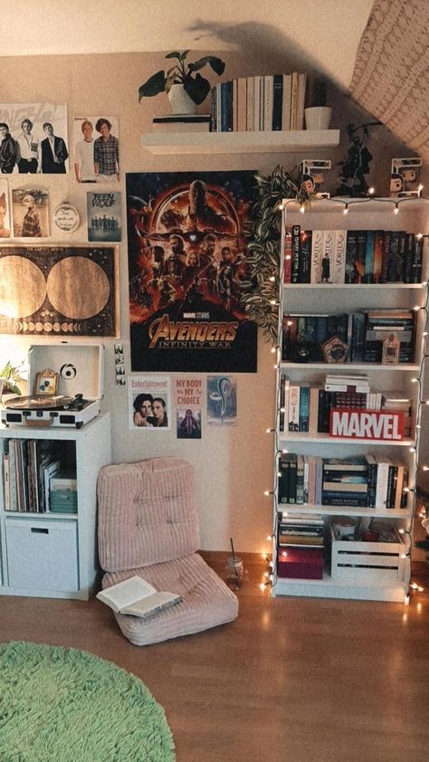 @jaikemarie | Room makeover inspiration, Marvel room, Dream room inspiration Room Decor Ideas Bookworm, Marvel Dorm Room Ideas, Room Ideas Aesthetic With Bookshelf, Apartment Aesthetic Bookshelf, Avengers Bedroom Aesthetic, Bookshelf Wall Aesthetic, Bedroom For Bookworms, Avengers Room Aesthetic, Shelf Layout Ideas Bedroom