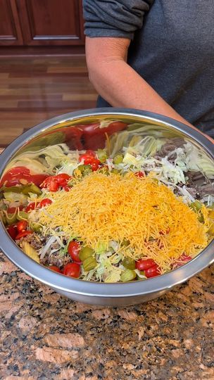 2.3M views · 19K reactions | Jimmy Buffet Pasta Salad! | Jimmy Buffet Pasta Salad! | By Charles Parks | Facebook Jimmy Buffet Pasta Salad Recipe, Jimmy Buffet Pasta Salad, Charles Parks, Farmers Casserole, Jimmy Buffet, Wheat Pasta, Dill Pickles, Whole Wheat Pasta, Hamburger Meat