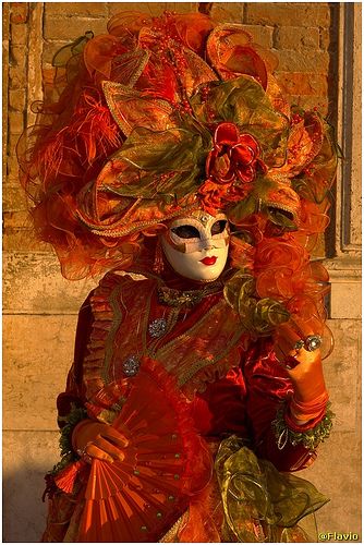 Venice carnival Carnivale Mask, Venice Carnivale, Venice Carnival Costumes, Costume Carnaval, Venice Mask, Venetian Carnival Masks, Carnival Of Venice, Venice Carnival, Carnival Costume