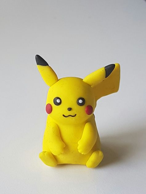 Pikachu. Polymer Fimo Clay Pikachu Clay Art, Pikachu Polymer Clay, Clay Pokemon Easy, Cartoon Clay Art, Clay Pikachu, Pokemon Clay Art, Clay Date Ideas, Easy Clay Models, Modelling Clay Ideas