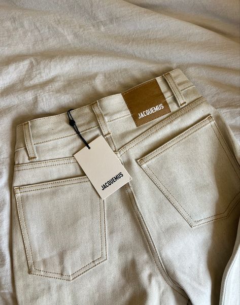 Jacquemus Jeans, Jacquemus Pants, Jacquemus Clothes, Luxury Jeans, Pants Jeans, Jeans Pants, Aesthetic Clothes, Zara, Pants