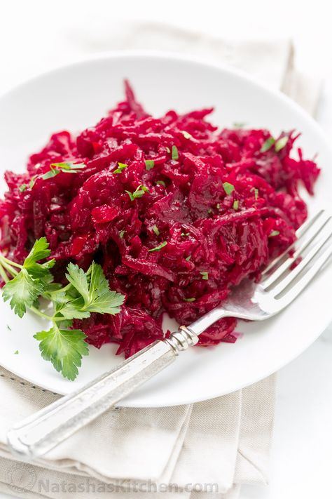 Beet Salad Recipe Beet Salad Recipe, Beet Salad Recipes, Make Ahead Salads, Roasted Beet Salad, Fresh Beets, Beetroot Salad, Beet Salad, Super Healthy, Russian Recipes