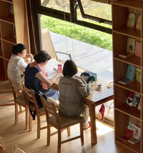 Gallery of Rural Library / Leeko Studio - 12 Modern Country, Mead, Mountain View, Modern Architecture, Photo Studio, Photo Inspiration, House Design, Interior Design, Architecture