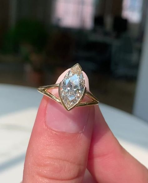 Frank Darling Custom Rings on Instagram: "It's always a pleasure to share the rings that had our whole office gathered around the desk to take a peek 😍⁠ ⁠ This marquise diamond was set in an open basket and a completely custom split shank, offset from the band for some eye-catching asymmetry. ⁠ ⁠ By the way darlings... we're hoping this split shank engagement ring gets you as excited as we are for our new split shank collection 👀⁠ ⁠ #frankdarlingmarquise #practicallyromantic⁠ #frankdarlingcustom⁠ ⁠ ••⁠ ⁠ #customengagementrings #customring #splitshankring #uniqueengagementrings #uniqueengagementring #alternativeengagementrings #marquisecut #marquisediamond #bespokejewelry #bespokejewellery #jewelrylovers #ido #ringgoals #engagementringgoals⁠ ⁠ 𝐖𝐚𝐧𝐭 𝐭𝐨 𝐠𝐞𝐭 𝐬𝐭𝐚𝐫𝐭𝐞𝐝 𝐝𝐞𝐬𝐢? Split Shank Marquise Engagement Ring, Frank Darling Engagement Ring, Thick Band Marquise Engagement Ring, Marquise Engagement Ring With Wedding Band, Split Shank Engagement Ring With Band, Eye Engagement Ring, Unique Marquise Engagement Ring, Split Band Engagement Ring, Frank Darling