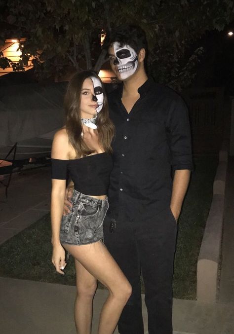 Couple Skeleton Costume, Skeleton Face Makeup, All Black Costumes, Carnaval Outfit, Cute Couples Costumes, Spooky Halloween Costumes, Skeleton Halloween Costume, Couple Costume, Skeleton Costume