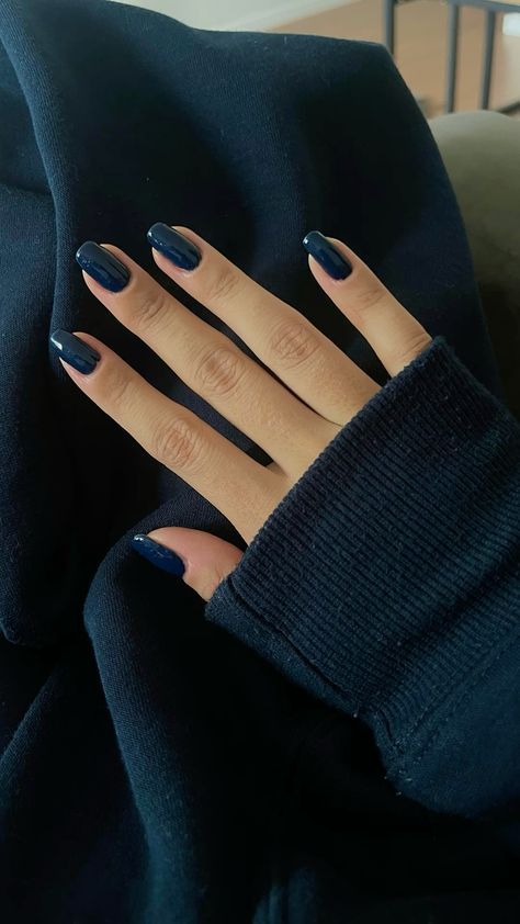 #BEAUTY, #RELATIONSHIPS #Fashion #Animals #Outfits #Winter Outfits #Animals Blue Coffin Nails, Dark Blue Nails, Blue Gel Nails, Navy Nails, Navy Blue Nails, Blue Acrylic Nails, Nail Art Gel, Simple Gel Nails, Smink Inspiration