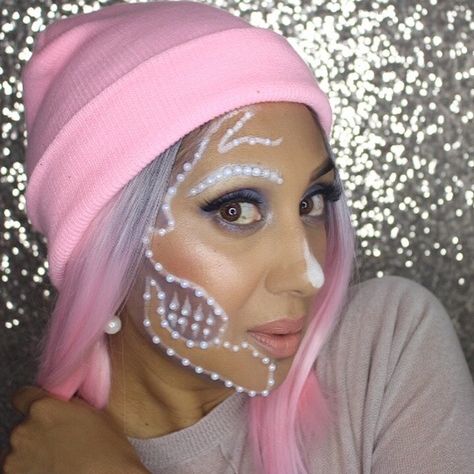 Skull Makeup Look, Skull Halloween Makeup, Pearl Skull, Halloween Makeup Look, Pearl Sugar, Sugar Skull Makeup, Velvet Lipstick, Lighter Skin, Skull Makeup