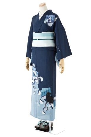 Taisho Era Fashion, Japanese Traditional Clothing, Taisho Era, Modern Kimono, Traditional Japanese Kimono, Era Fashion, Yukata Kimono, Blue Kimono, Kimono Design