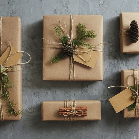 55 Gift Wrapping Ideas for 2022 — How to Wrap a Christmas Present Present Toppers Christmas, Christmas Present Wrap, Wrapping Inspiration, Christmas Easy, Christmas Wrap, Wrapping Presents, Creative Christmas Gifts, Simple Gift Wrapping, Wrap Ideas