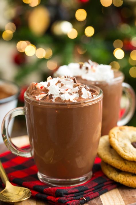 Gluten Free Hot Chocolate, Paleo Friendly Desserts, Paleo Drinks, Peppermint Hot Cocoa, Peppermint Hot Chocolate, Bakery Recipes, Chocolate Drinks, Paleo Dessert, Winter Nights