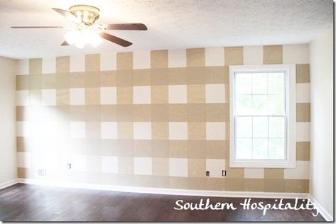 painted gingham wall Gingham Wall, Plaid Wall, Wall Paint Patterns, Southern Living Homes, Top Diy, Gingham Pattern, Southern Hospitality, Wall Spaces, Wall Paint