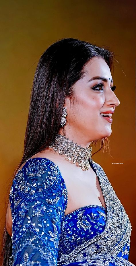 Thrisha Hd Images, Glamour Beauty, Bollywood Girls, Actress Pics, Indian Actress Hot Pics, Indian Beauty Saree, Actress Photos, Hd Images, Thing 1