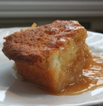 Canadian Cuisine, Desserts With Biscuits, Canadian Food, Pudding Desserts, French Cooking, Pudding Cake, Dessert Bread, Pudding Recipes, Bread Pudding