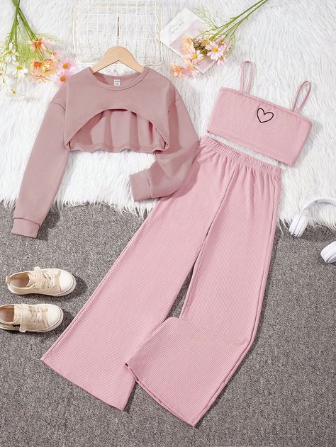 SHEIN Tween Girl Heart Print Cami Top & Pants & Super Crop Pullover | SHEIN USA Cute Outfits With Shorts, Adrette Outfits, 2023 Aesthetic, Crop Pullover, Outfit 2022, Cute Dress Outfits, Outfits Dresses, Casual Preppy Outfits, Outfits 2017