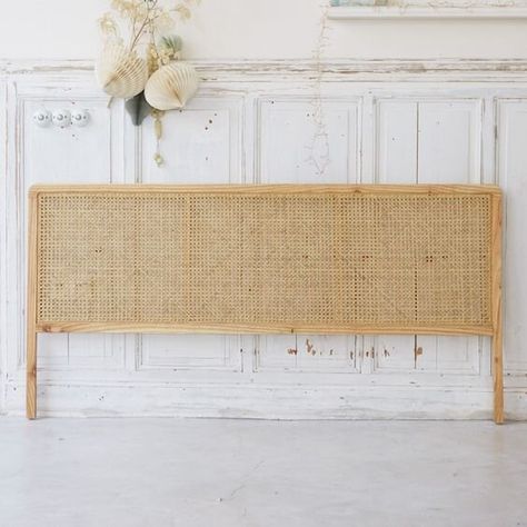 Koti Diy, Head Boards, Rattan Bed, Rattan Headboard, Caned Headboard, Diy Headboards, Diy Headboard, Ikea Diy, How To Make Bed