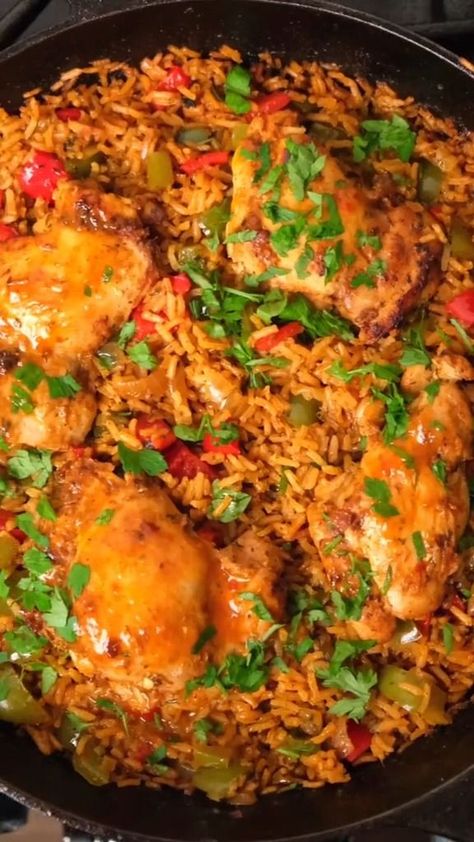 Peri Peri Rice Bake, Peri Peri Chicken And Rice Recipe, Peri Peri Chicken Mac And Cheese, Chicken Peri Peri, Boiling Chicken, Portuguese Peri Peri Chicken, Pero Peri Chicken, Protein Meal Prep, Peri Peri Sauce