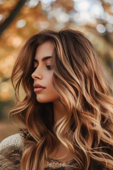 Fall Hair With Highlights, Fall Balyage Long Hair Brunettes, Fall Highlights For Brown Hair, Brown Sugar Hair, Lala Hair, Highlights On Brown Hair, Curly Highlights, Fall Highlights, Auburn Balayage