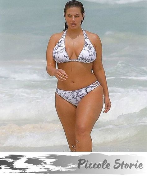 Ashley Graham Style, Beach Model, Photo Summer, Ashley Graham, Plus Size Models, Plus Size Swimwear, Photo Instagram, Bob Marley, The Beach