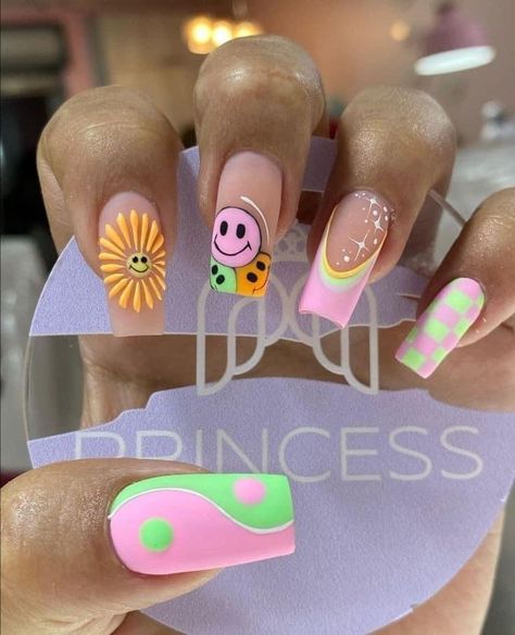 Edc Nails Designs, Summer Nails 2023 Color Trends, Nails 2023 Color Trends, Winter Nails Designs, 2023 Color Trends, Sally Nails, Nail Art Designs 2023, Spring Nail Art Designs, Summer Nails 2023