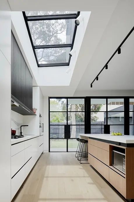 Roseberry Street House by Chan Architecture | HomeAdore Modern Kitchen 2020, Modern Skylights, Steel Frame Doors, Kitchen Extensions, Skylight Design, Skylight Kitchen, Kitchen 2020, Victorian Terrace House, Popular Kitchens