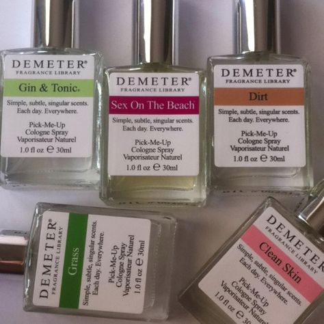 This what Summer 2012 smells like by DEMETER Fragrance Library X Demeter Perfume, Demeter Fragrance, Fragrance Library, Art Zine, The Bling Ring, Perfume Body Spray, Perfume Collection Fragrance, Bling Ring, Body Sprays