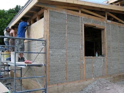 Step-by-Step Manual Details Construction of Hempcrete Structures ... Hempcrete Architecture, Hemp Blocks, Hemp Crete, Hempcrete House, Hemp House, Concrete Step, Building Insulation, Zero Energy House, Eco Buildings