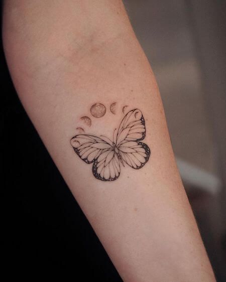 #Wrist #Tattoo Ideas For An #Accessory That Doesn’t Go Out Of #Style Butterfly Moon Tattoo Design, Monarch Butterfly Tattoo Shoulder, Butterfly Filler Tattoo, Buterfluffy Tatoos, Moon Butterfly Tattoo, Creative Butterfly Tattoo, Butterfly And Moon Tattoo, Butterfly Moon Tattoo, Unique Butterfly Tattoo Creative