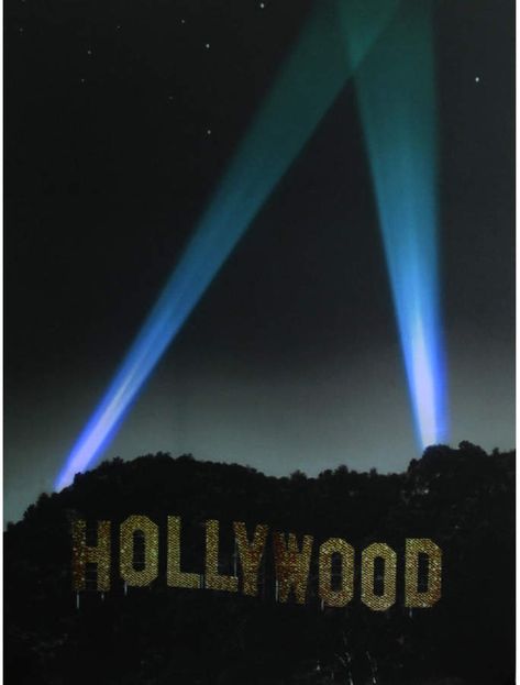 Pier 1 Imports LED Light-Up Hollywood Sign with Spot Lights Canvas Wall Art Hollywood Sign At Night, 2000s Posters, Tv Nostalgia, Hollywood Aesthetic, Hollywood Art, Hollywood Lights, Hollywood Studio, Blue Valentine, Spot Lights