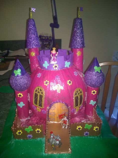 Castle Pumpkin, Princess Pumpkin Decorating, Pumpkin Decorating No Carving, Cute Painted Pumpkin Ideas, Princess Pumpkin, Halloween Office Party, Pumpkin Decorating Diy, Halloween Pumpkin Crafts, Creative Pumpkin Painting