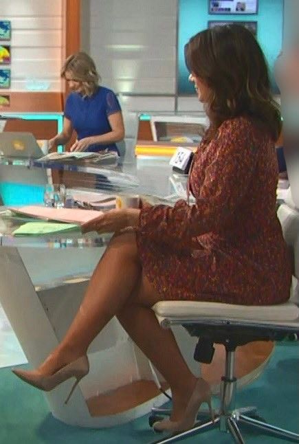 Susanna Reid Legs, Tiny Dresses, Heels Pictures, Charlotte Hawkins, Tiny Dress, Susanna Reid, Heels Shoes, Tv Stars, New Woman