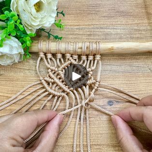 Macrame Knot Tutorial, Macrame Tutorial Beginner, How To Do Macrame, Micro Macrame Tutorial, Knot Tutorial, Macrame Knots Tutorial, Knots Tutorial, Macrame Curtain, Macrame Knot