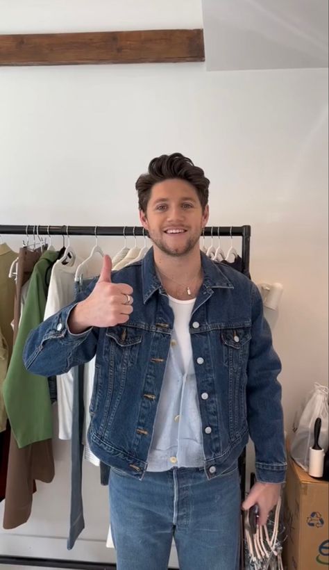 Niall Horsn, Niall Horan Tour, Niall Horan Baby, One Direction Photos, Irish Princess, Irish Boys, Causal Outfits, James Horan, One Direction Pictures